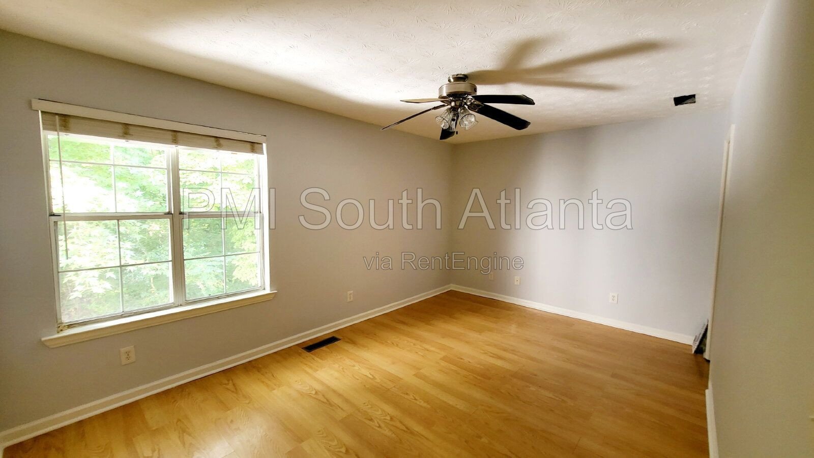 Well-Maintained 2BR/2.5BA End-Unit Townhome in Smyrna – $1,700/mo property image