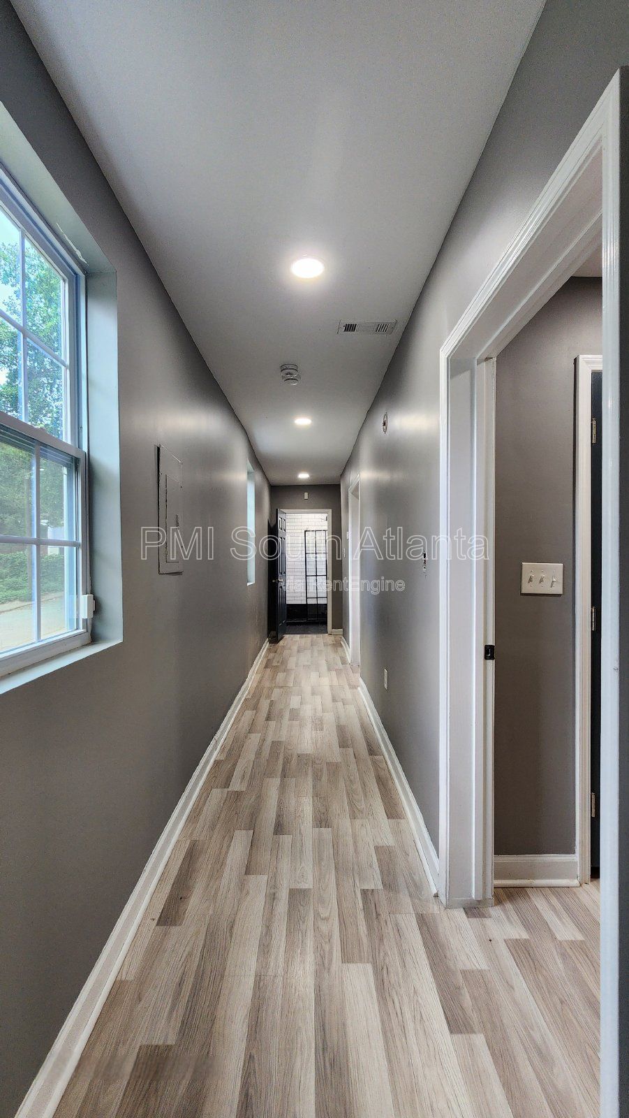 Charming 2-Bedroom Unit at 101 Atlanta Ave SE, Atlanta – Your Perfect Urban Retreat! property image