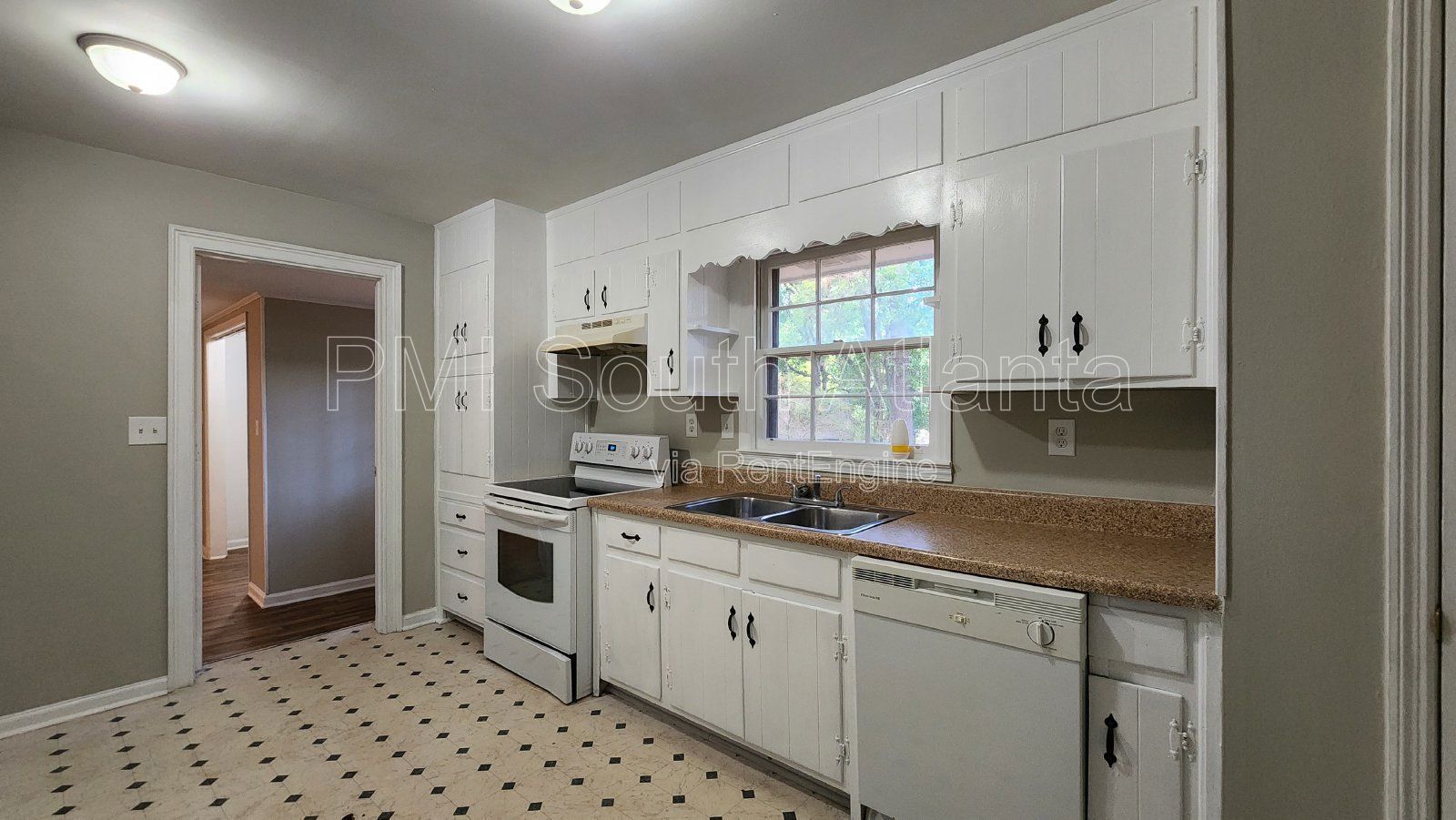 Charming 3-Bed Ranch Home — Price Reduced to $1,295! Get $500 Off 1st Month When You Move In by Dec 1st! property image