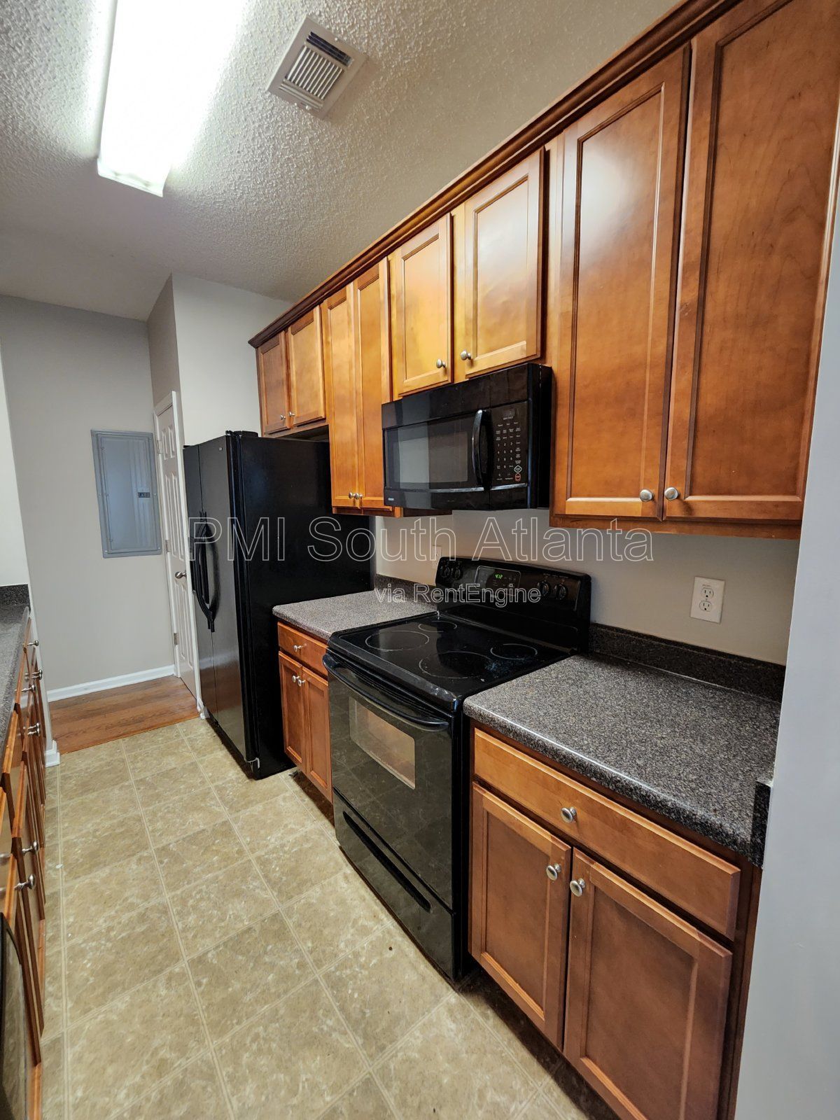 Spacious 2BR/2.5BA Townhome with Bonus Room in Riverdale – $1,350/mo property image