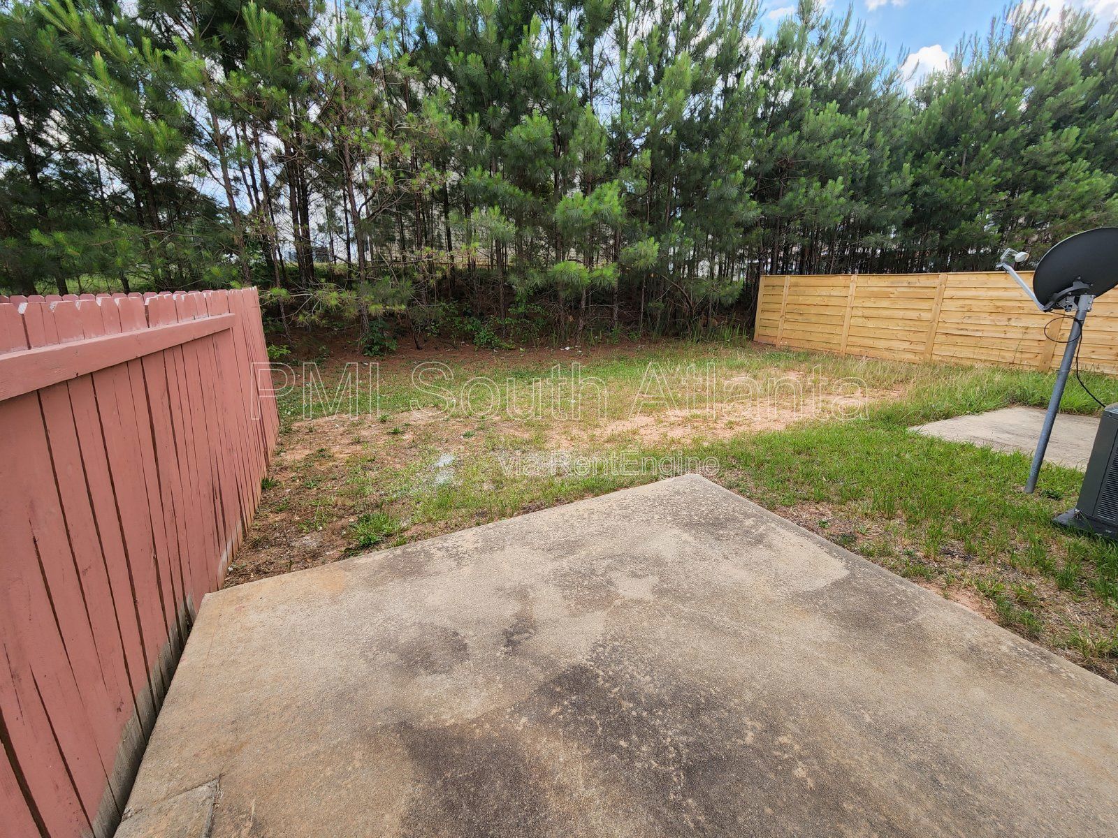 Spacious 2BR/2.5BA Townhome with Bonus Room in Riverdale – $1,350/mo property image