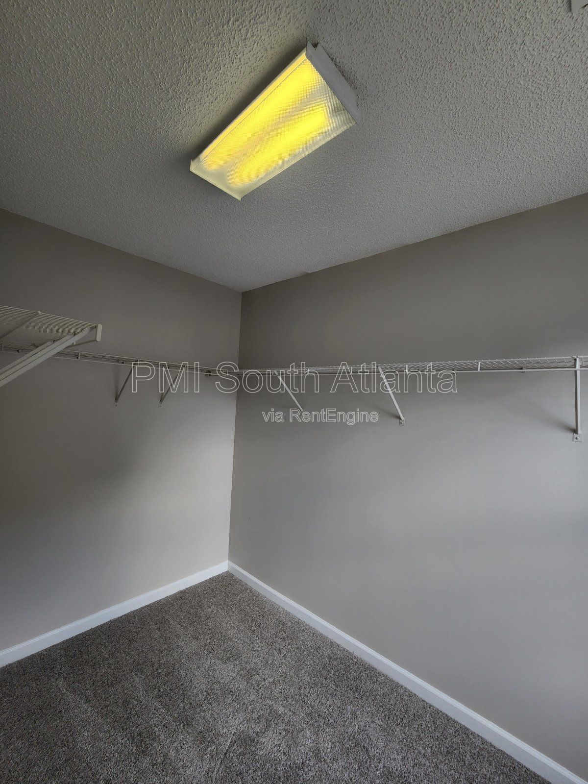 Spacious 2BR/2.5BA Townhome with Bonus Room in Riverdale – $1,350/mo property image