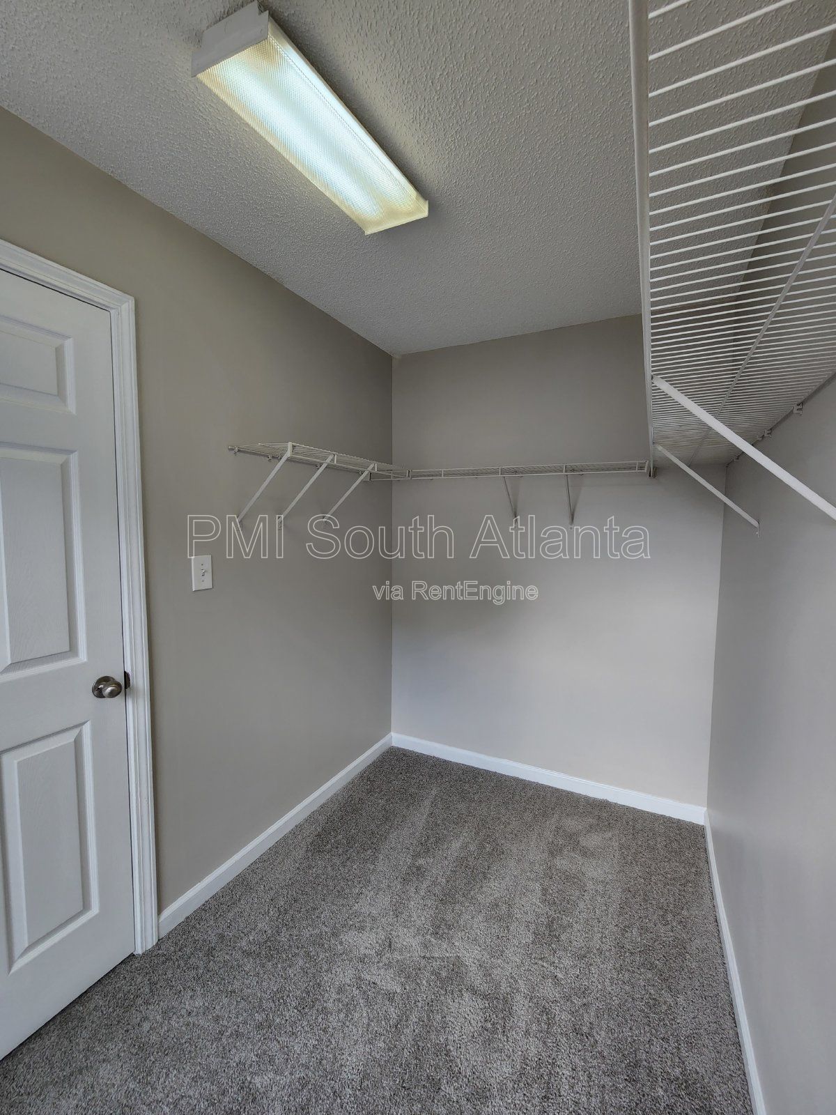 Spacious 2BR/2.5BA Townhome with Bonus Room in Riverdale – $1,350/mo property image
