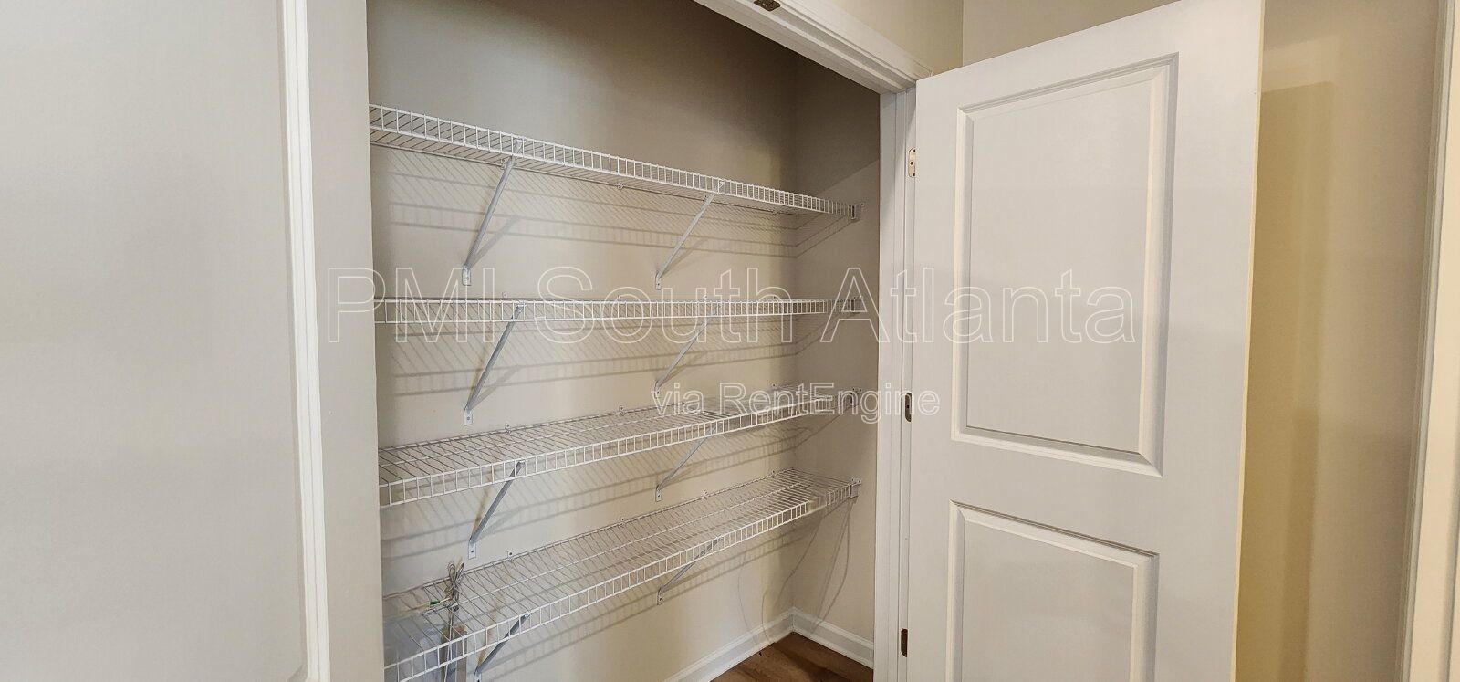 Modern Luxury Townhome – 3BR/2.5BA, Garage, Patio, $2,200/mo – McDonough, GA property image