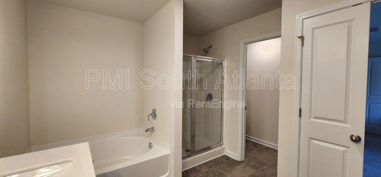 Modern Luxury Townhome – 3BR/2.5BA, Garage, Patio, $2,200/mo – McDonough, GA property image