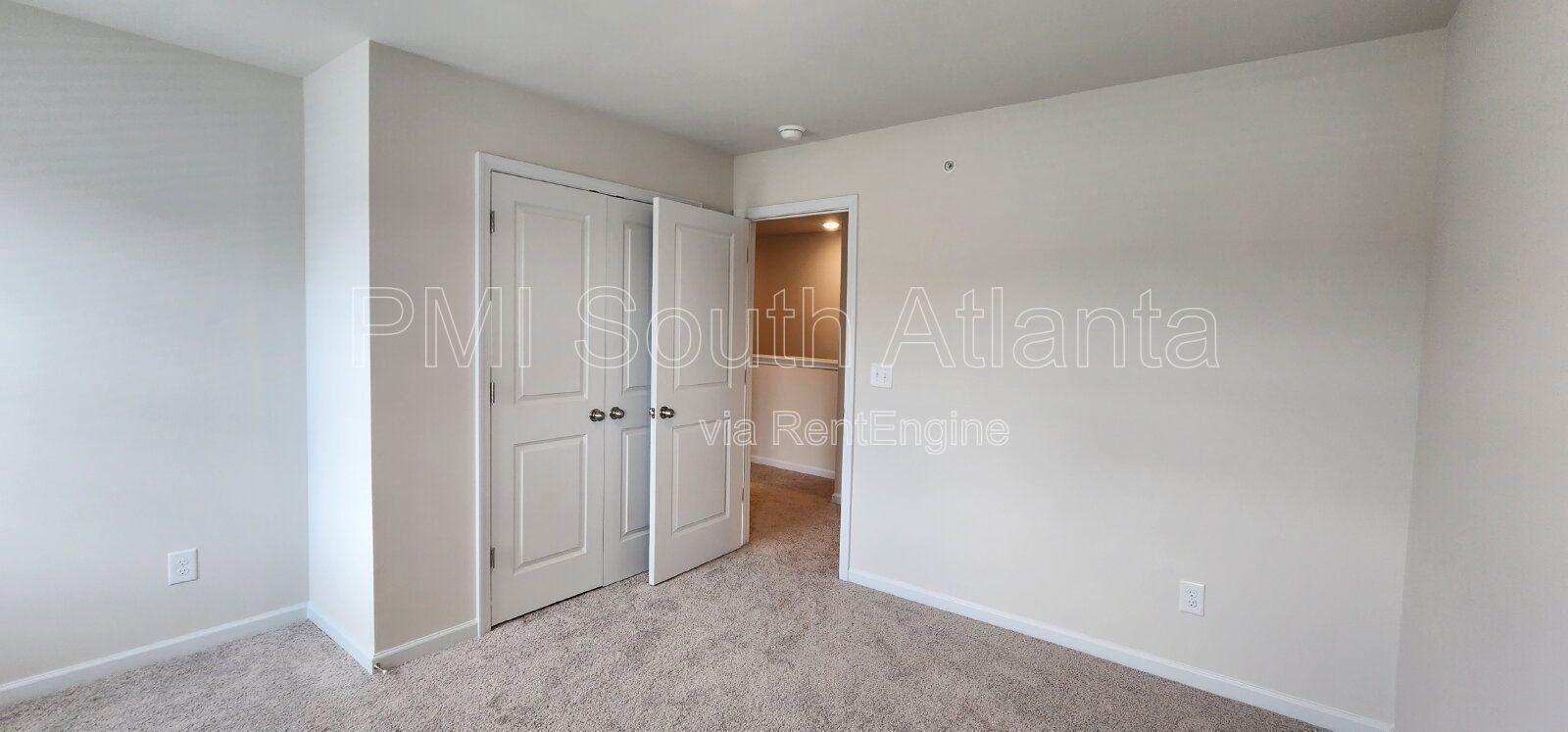 Modern Luxury Townhome – 3BR/2.5BA, Garage, Patio, $2,200/mo – McDonough, GA property image