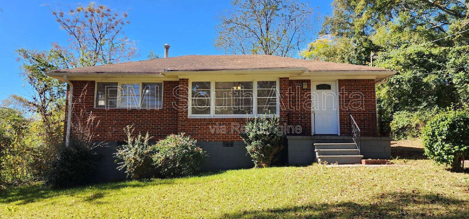 Charming 3-Bed, 1-Bath Ranch with Spacious Deck and Yard property image