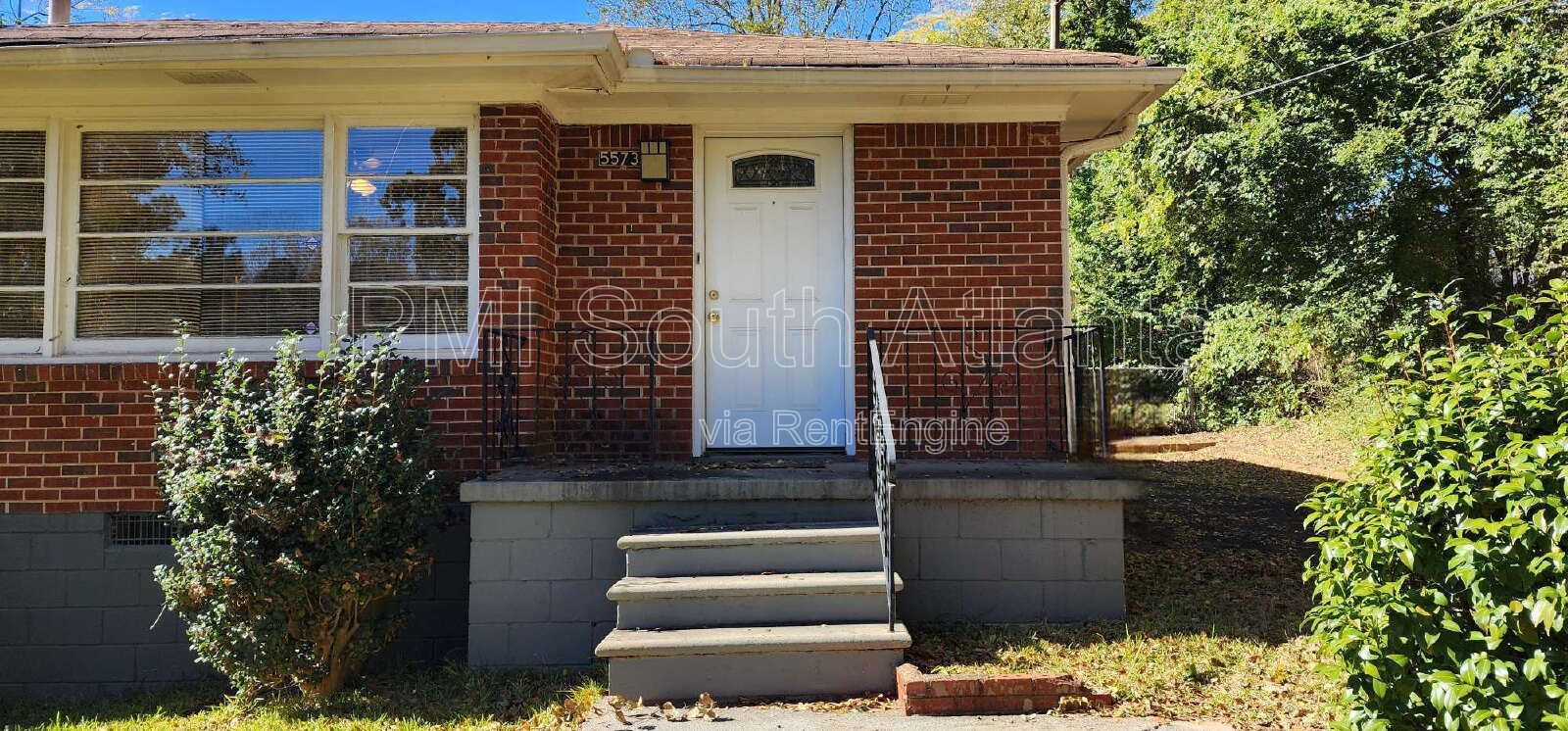 Charming 3-Bed, 1-Bath Ranch with Spacious Deck and Yard property image