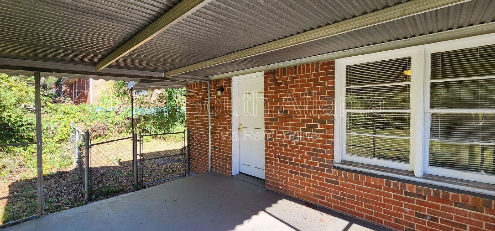 Charming 3-Bed, 1-Bath Ranch with Spacious Deck and Yard property image