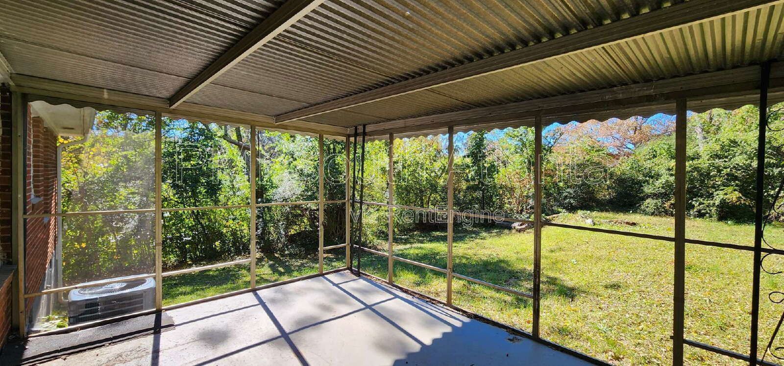 Charming 3-Bed, 1-Bath Ranch with Spacious Deck and Yard property image