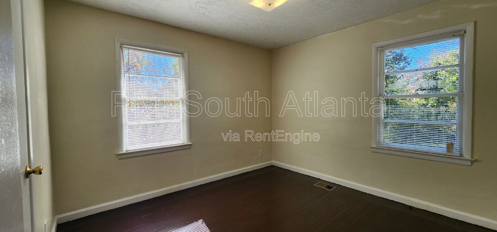 Charming 3-Bed, 1-Bath Ranch with Spacious Deck and Yard property image