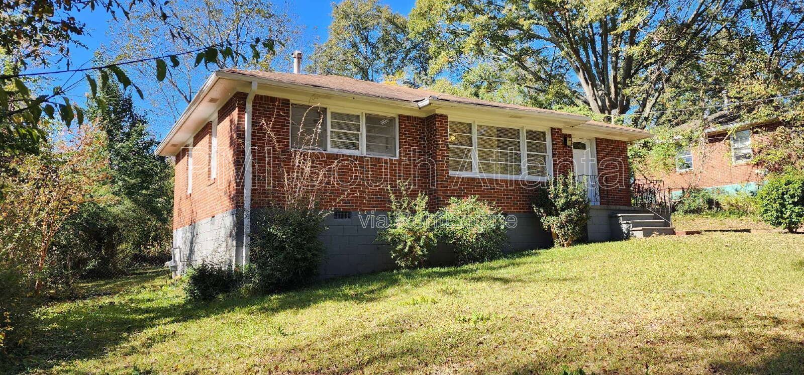 Charming 3-Bed, 1-Bath Ranch with Spacious Deck and Yard property image