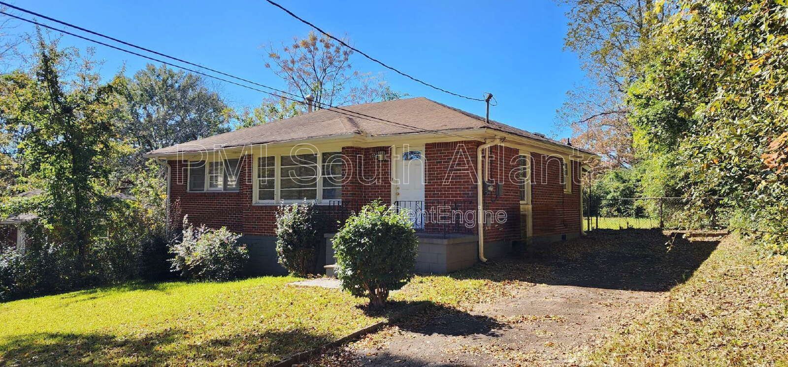 Charming 3-Bed, 1-Bath Ranch with Spacious Deck and Yard property image