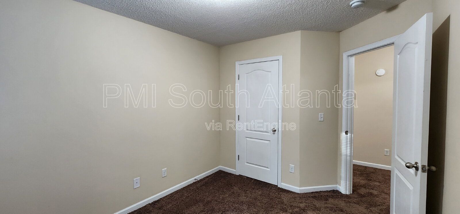 Charming 3 Bed / 2.5 Bath Townhome in Riverdale property image