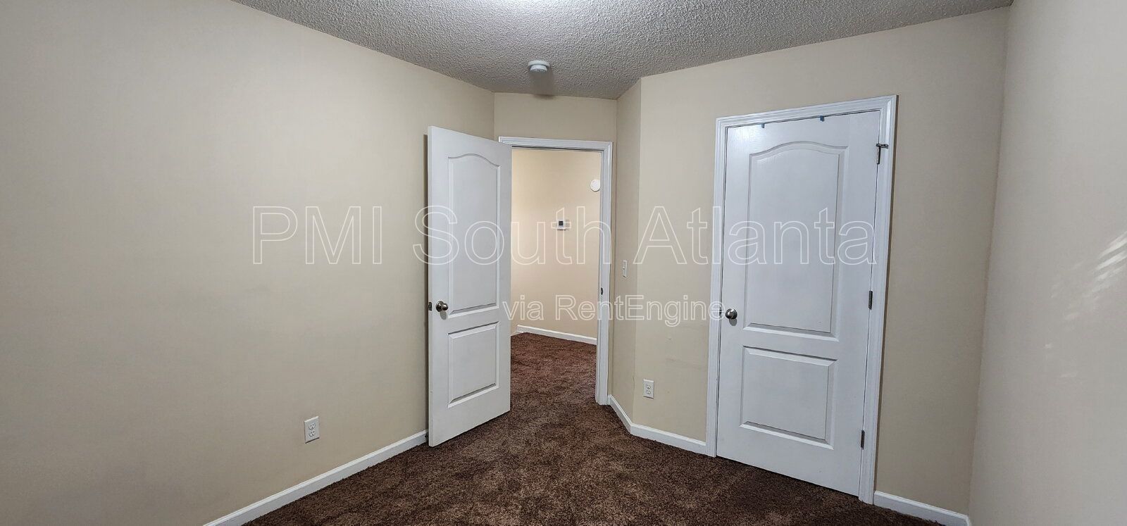 Charming 3 Bed / 2.5 Bath Townhome in Riverdale property image