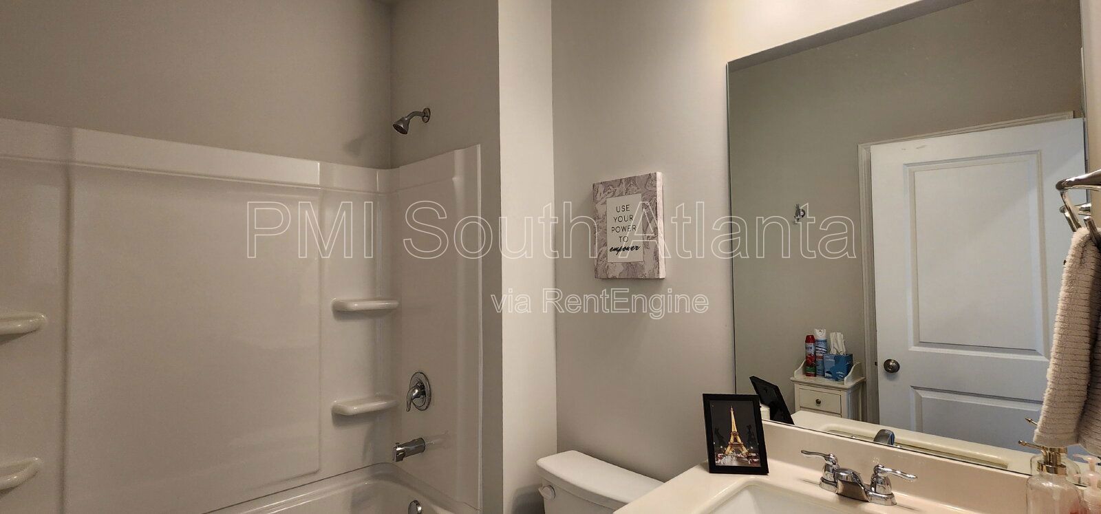 Spacious 5-Bedroom, 4-Bathroom Home with 2 Ensuites! property image