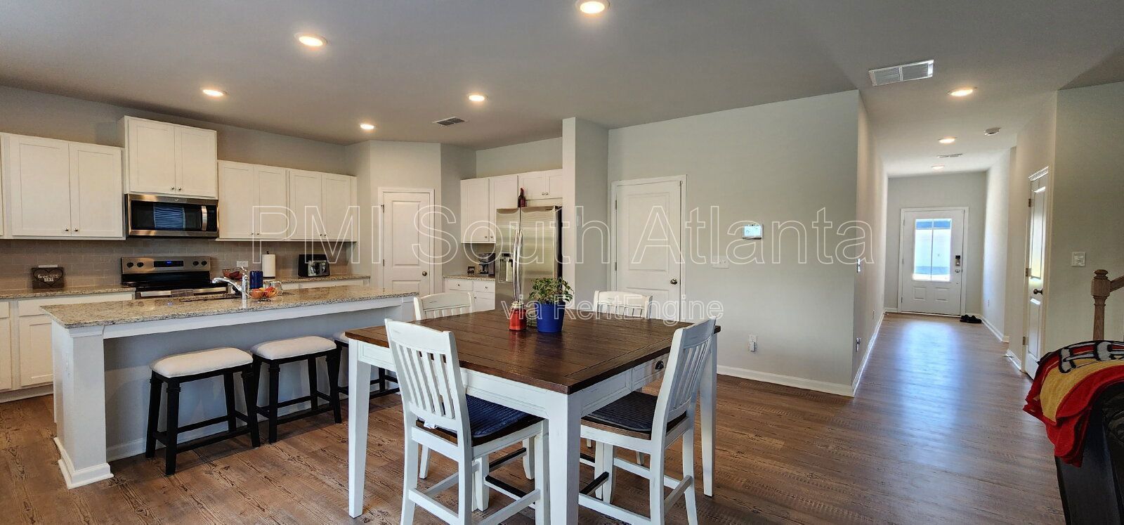 Spacious 5-Bedroom, 4-Bathroom Home with 2 Ensuites! property image