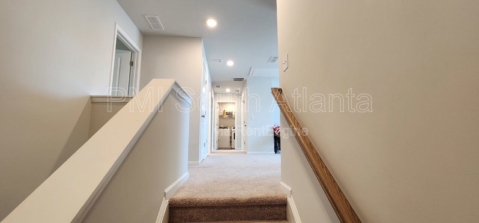 Spacious 5-Bedroom, 4-Bathroom Home with 2 Ensuites! property image