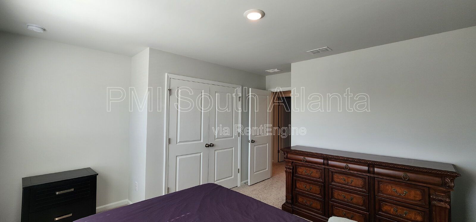 Spacious 5-Bedroom, 4-Bathroom Home with 2 Ensuites! property image