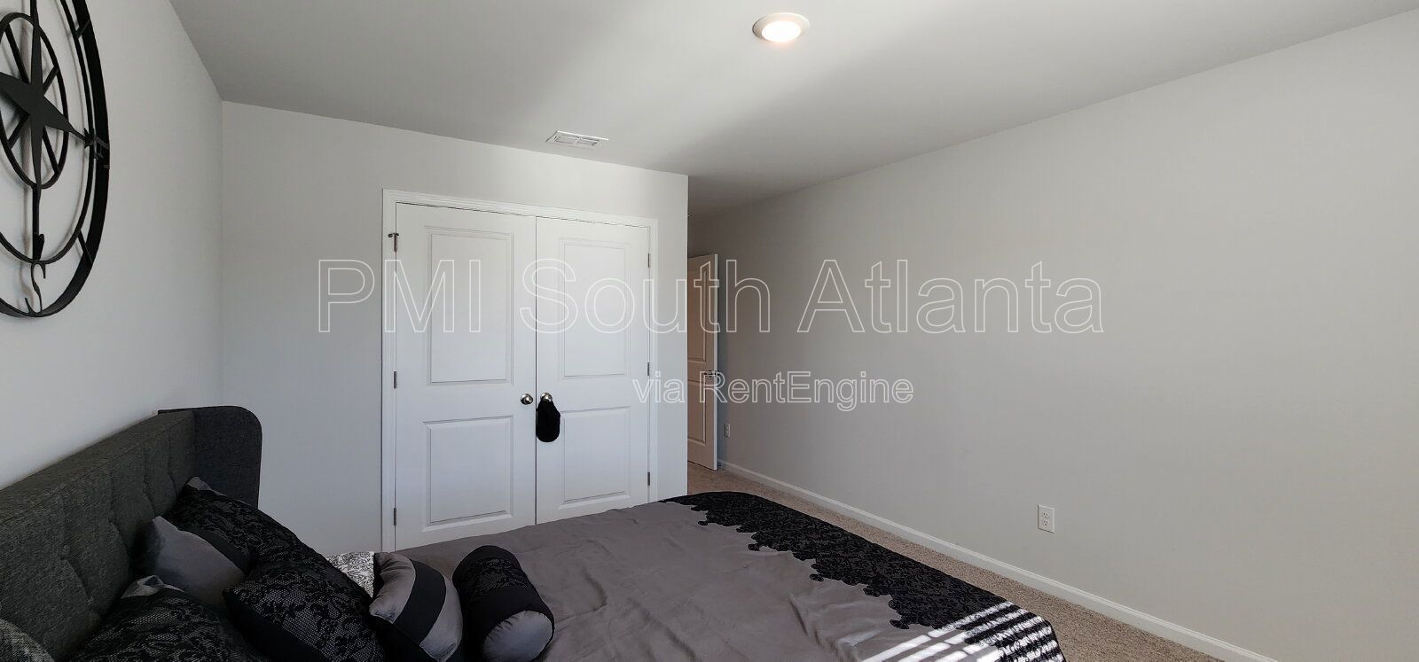 Spacious 5-Bedroom, 4-Bathroom Home with 2 Ensuites! property image