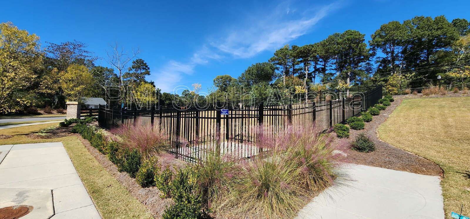 Spacious 5-Bedroom, 4-Bathroom Home with 2 Ensuites! property image