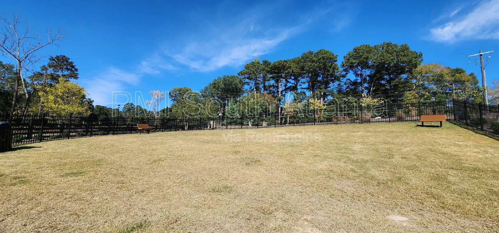 Spacious 5-Bedroom, 4-Bathroom Home with 2 Ensuites! property image