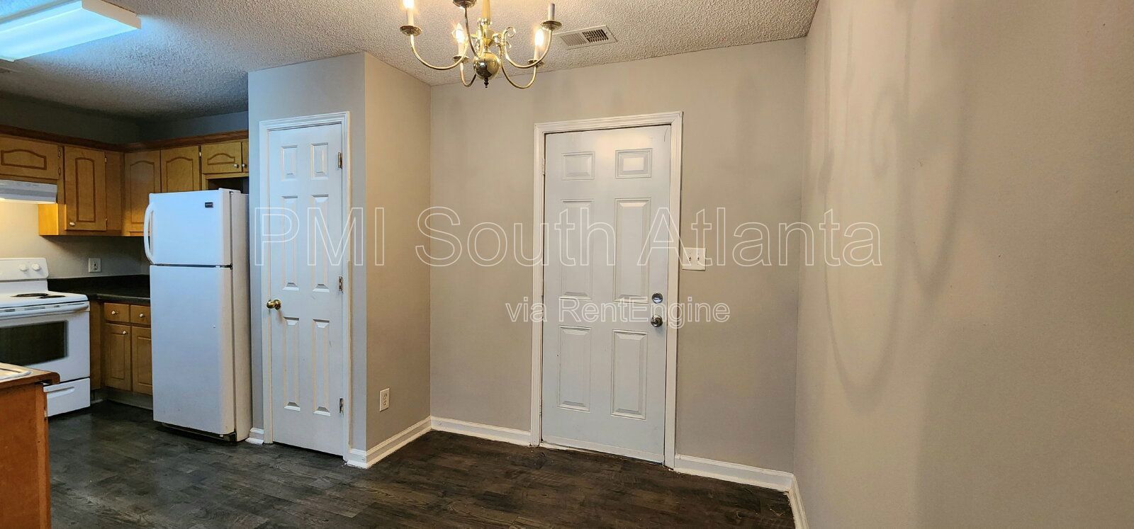 Spacious 2BR / 2.5BA Townhouse in Griffin | $1,300 | Ensuite Baths, Pet Friendly property image