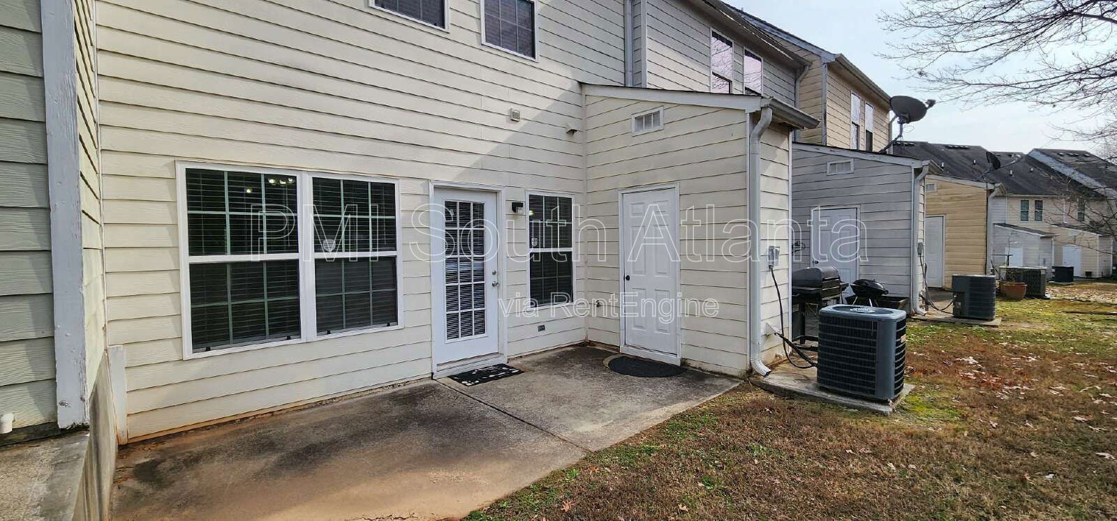 Charming 4-Bedroom, 2.5-Bathroom Townhome in Riverdale property image