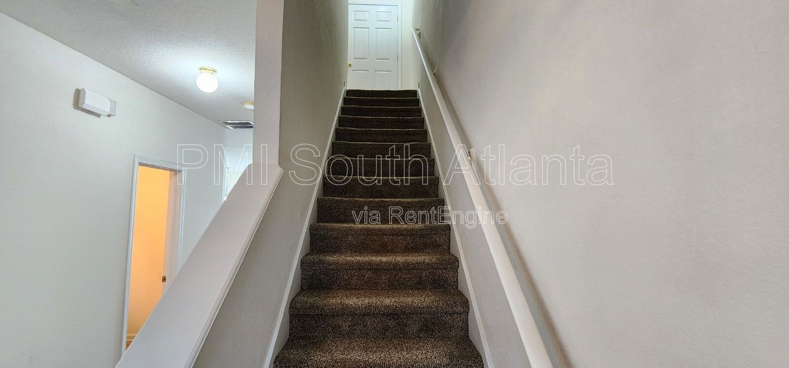 Charming 4-Bedroom, 2.5-Bathroom Townhome in Riverdale property image