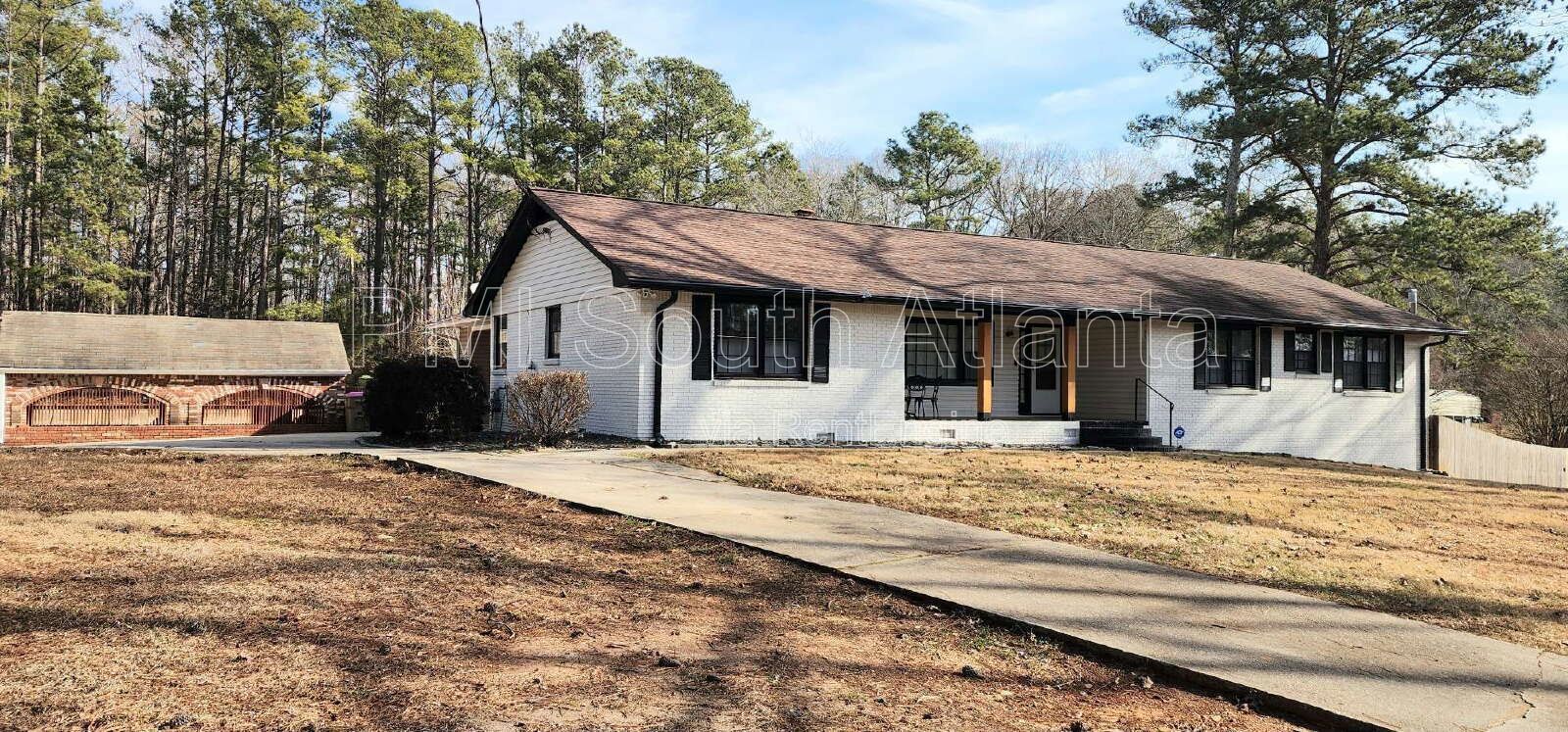 4-Bedroom, 2.5-Bathroom Ranch with Pool in Stockbridge! property image