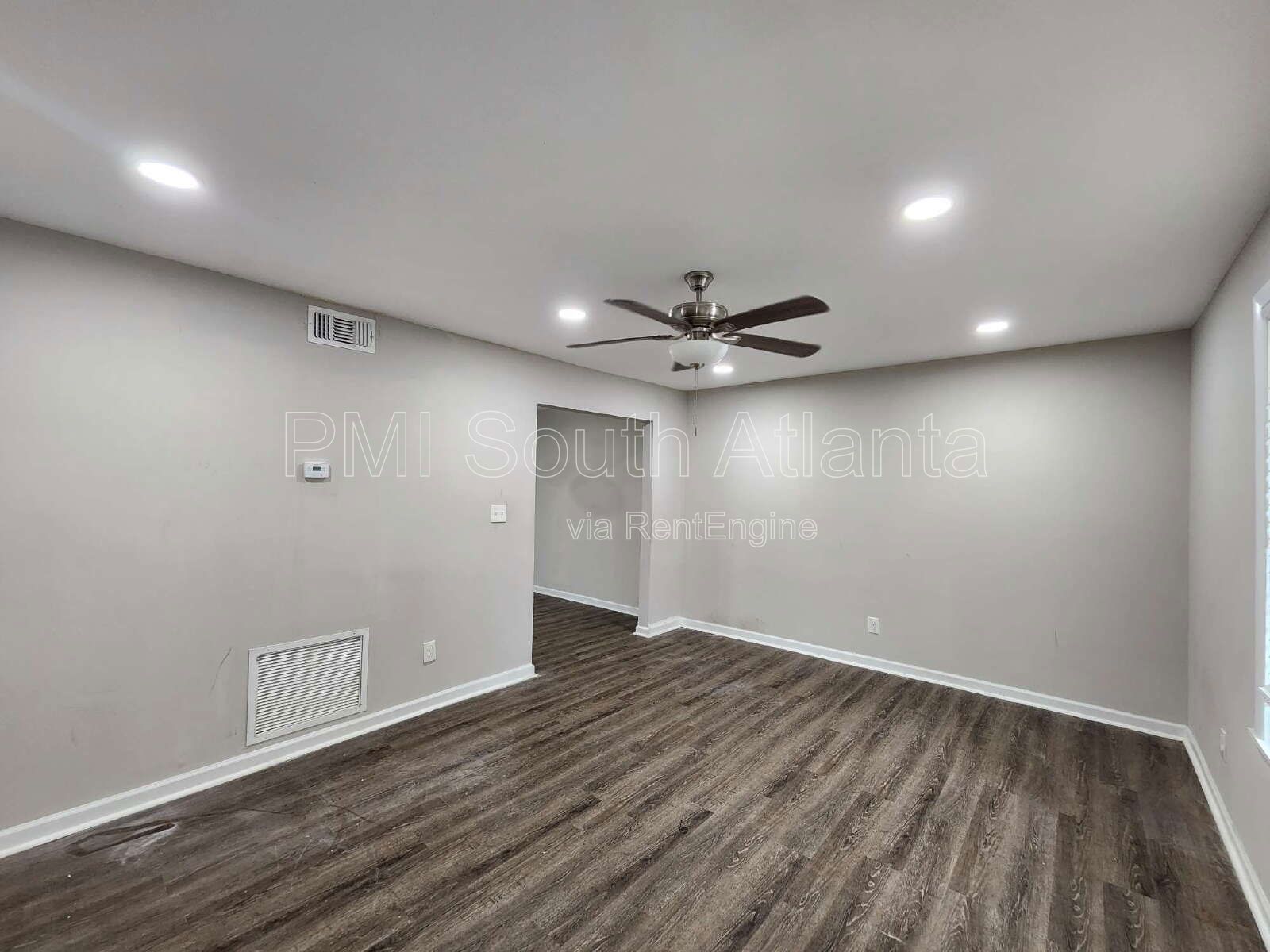 Charming 2-Bed, 1.5-Bath Home in Atlanta! property image