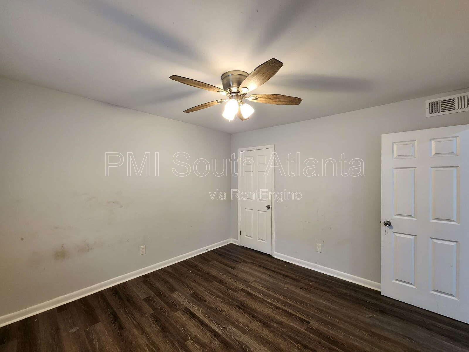 Charming 2-Bed, 1.5-Bath Home in Atlanta! property image