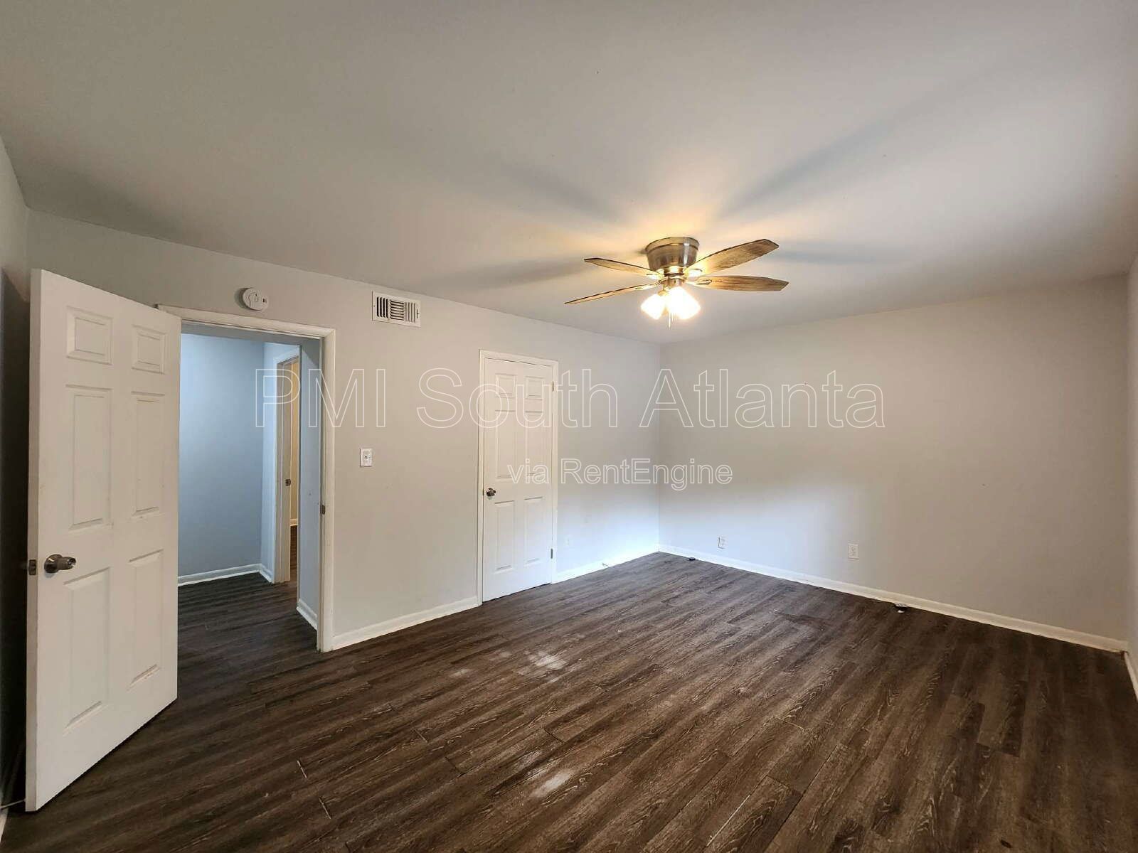 Charming 2-Bed, 1.5-Bath Home in Atlanta! property image