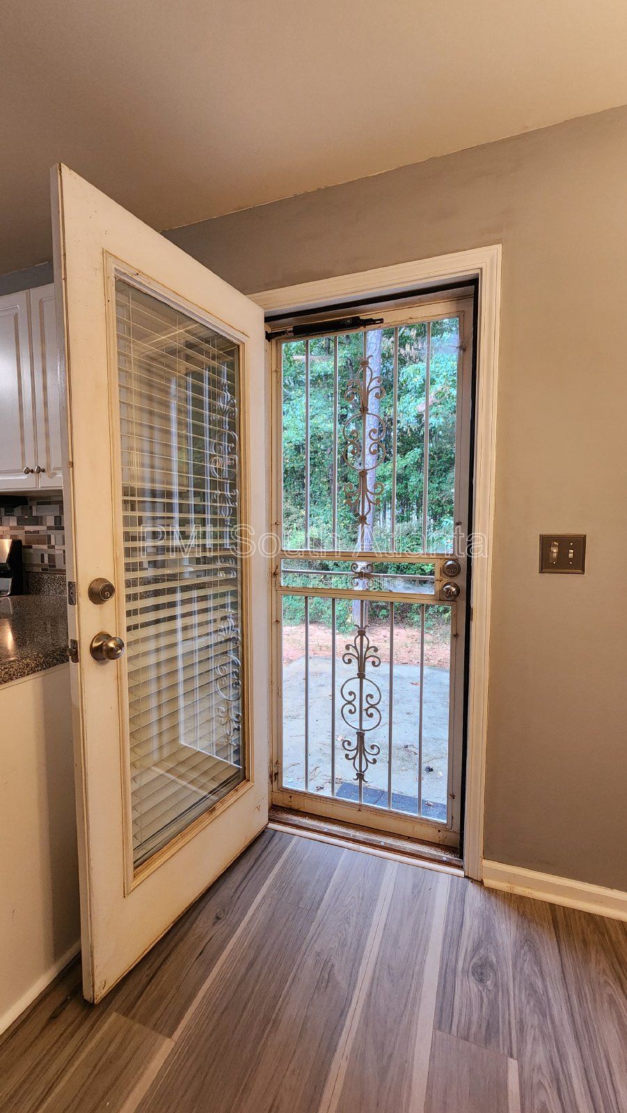 Spacious 5-Bedroom Rental with Modern Upgrades and Prime Location! property image