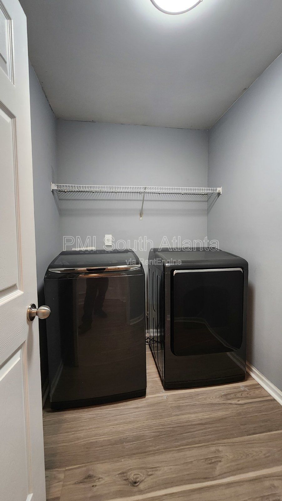 Spacious 5-Bedroom Rental with Modern Upgrades and Prime Location! property image