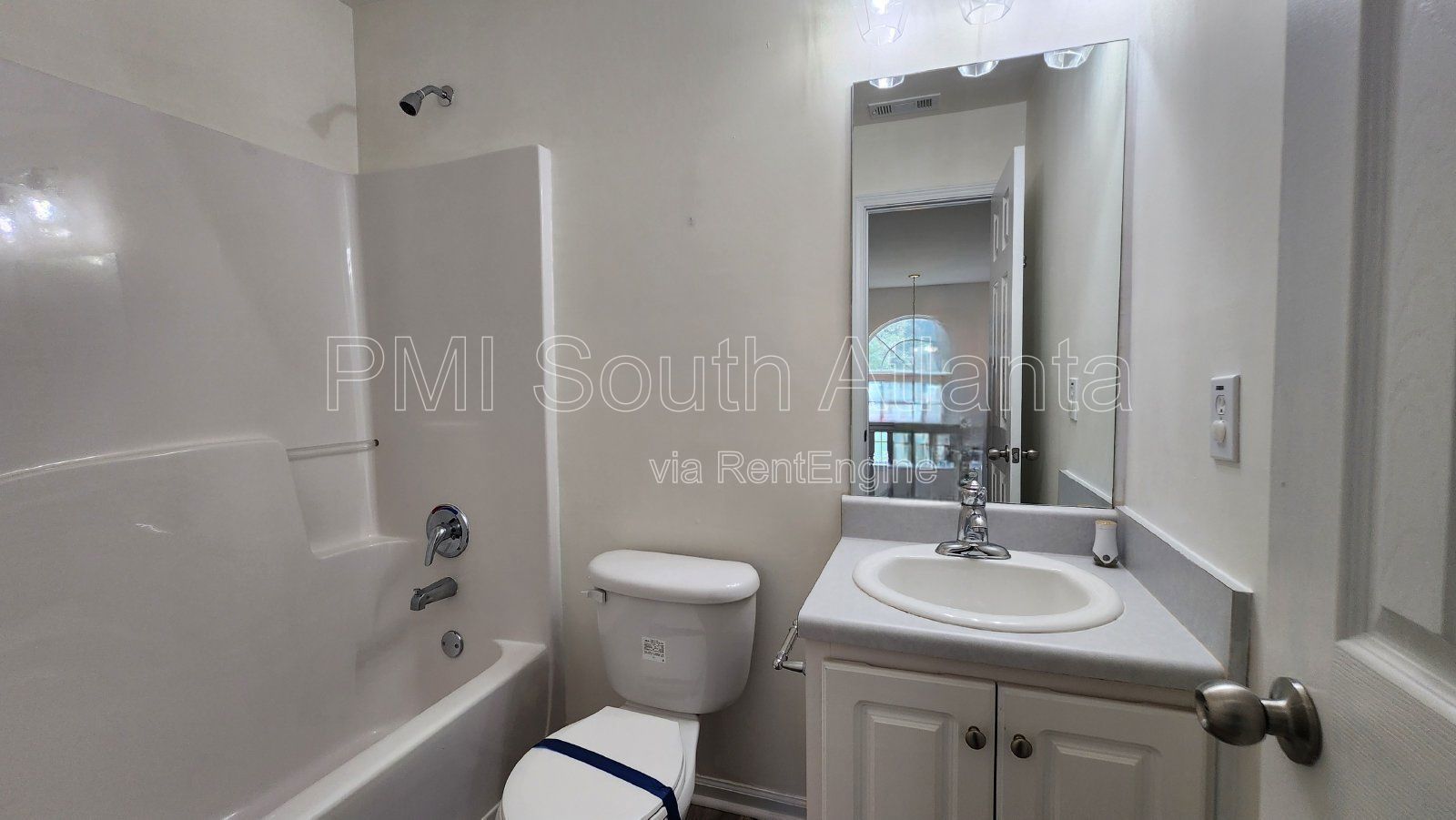 Spacious 5-Bedroom Rental with Modern Upgrades and Prime Location! property image