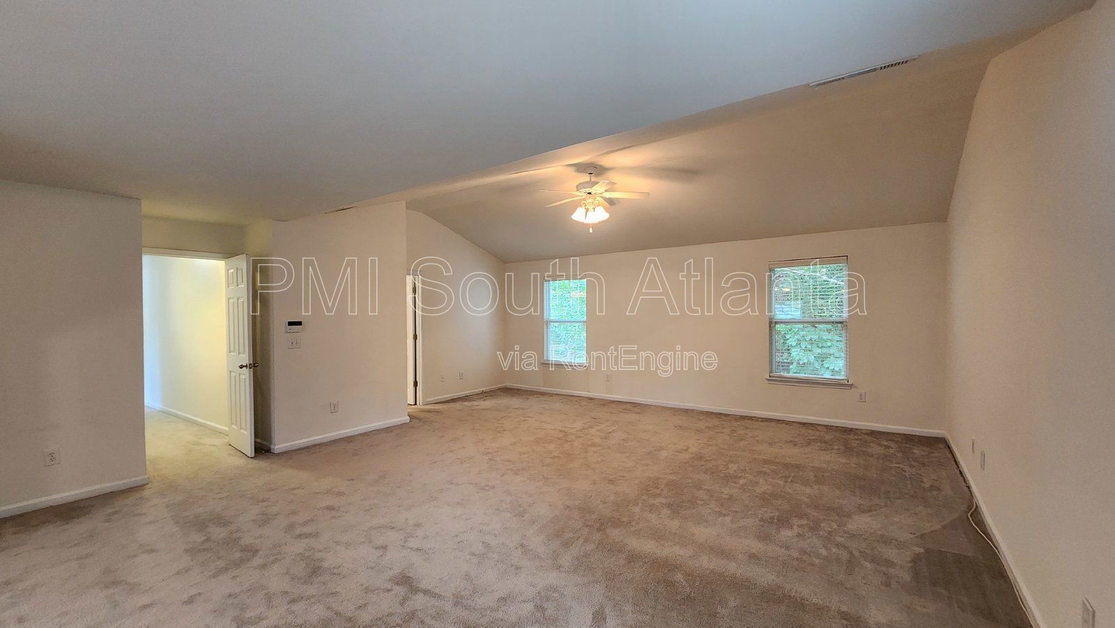 Spacious 5-Bedroom Rental with Modern Upgrades and Prime Location! property image