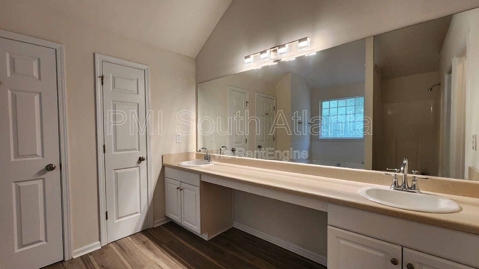 Spacious 5-Bedroom Rental with Modern Upgrades and Prime Location! property image