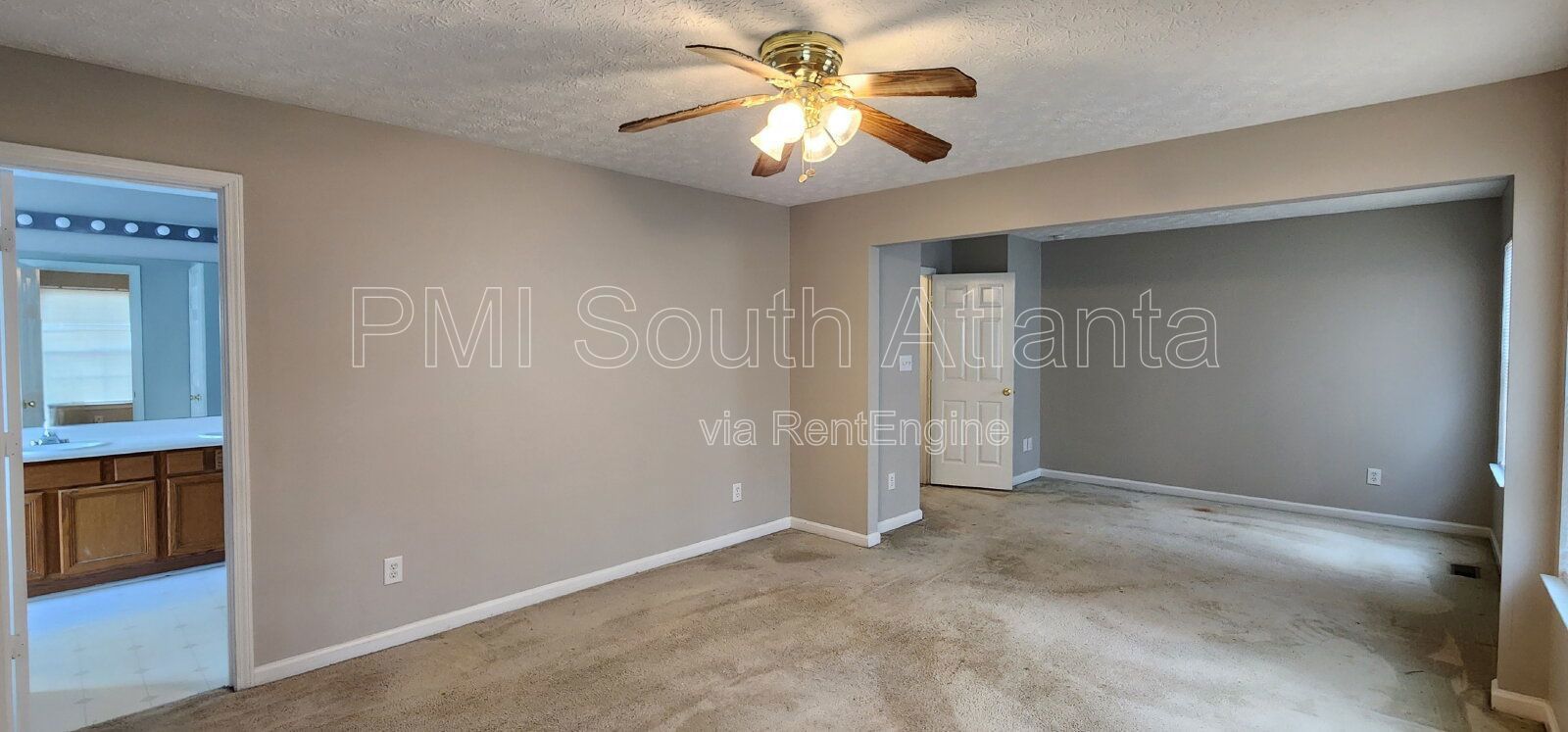 3BR / 2.5BA Two-Story Home with Soaring Living Room, Fireplace, Updated Kitchen with Gas Stove, and Private Backyard Deck – $1,800/Month property image