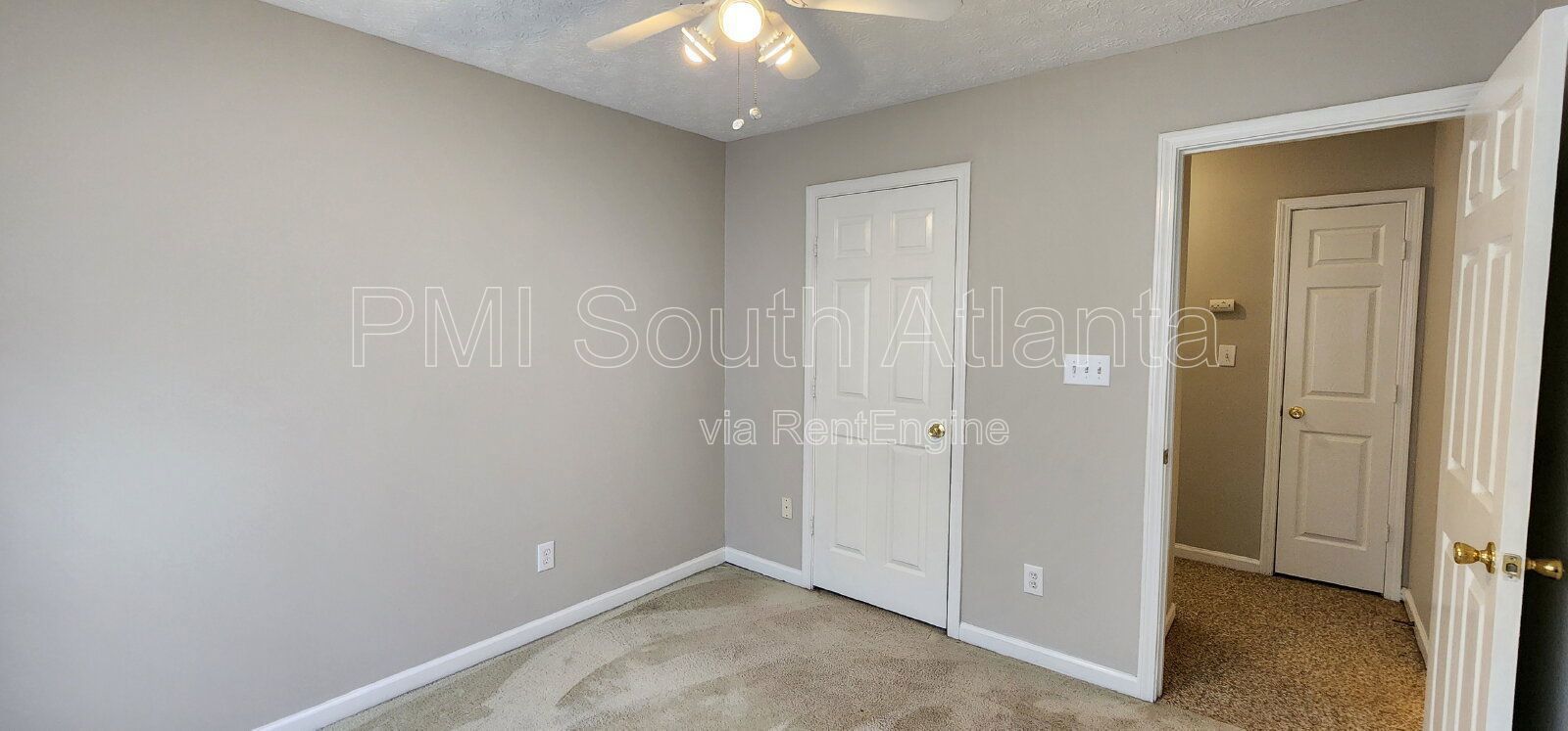 3BR / 2.5BA Two-Story Home with Soaring Living Room, Fireplace, Updated Kitchen with Gas Stove, and Private Backyard Deck – $1,800/Month property image