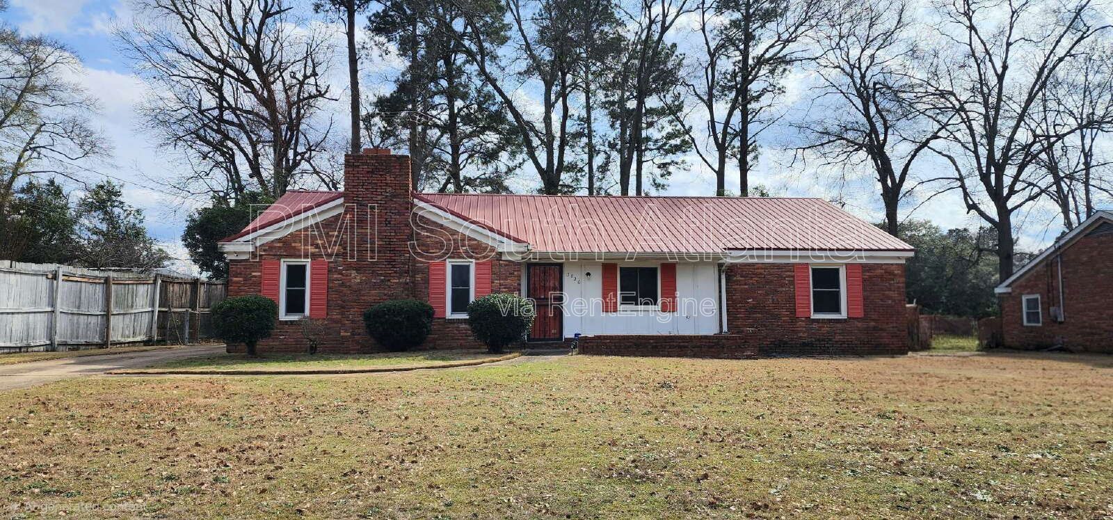 4 Bedrooms | 2 Bathrooms | 2,041 Sq Ft | Pet Friendly property image