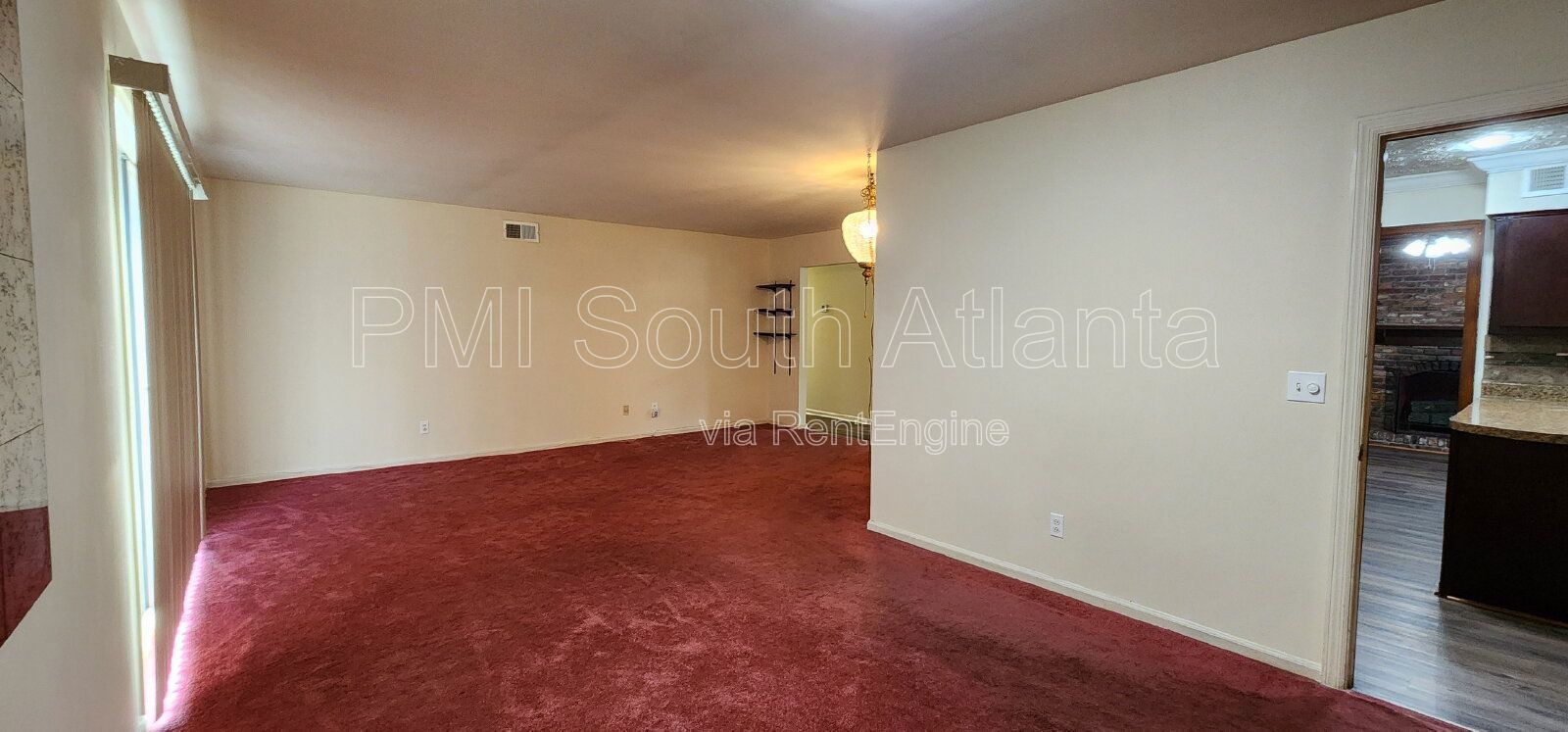 4 Bedrooms | 2 Bathrooms | 2,041 Sq Ft | Pet Friendly property image