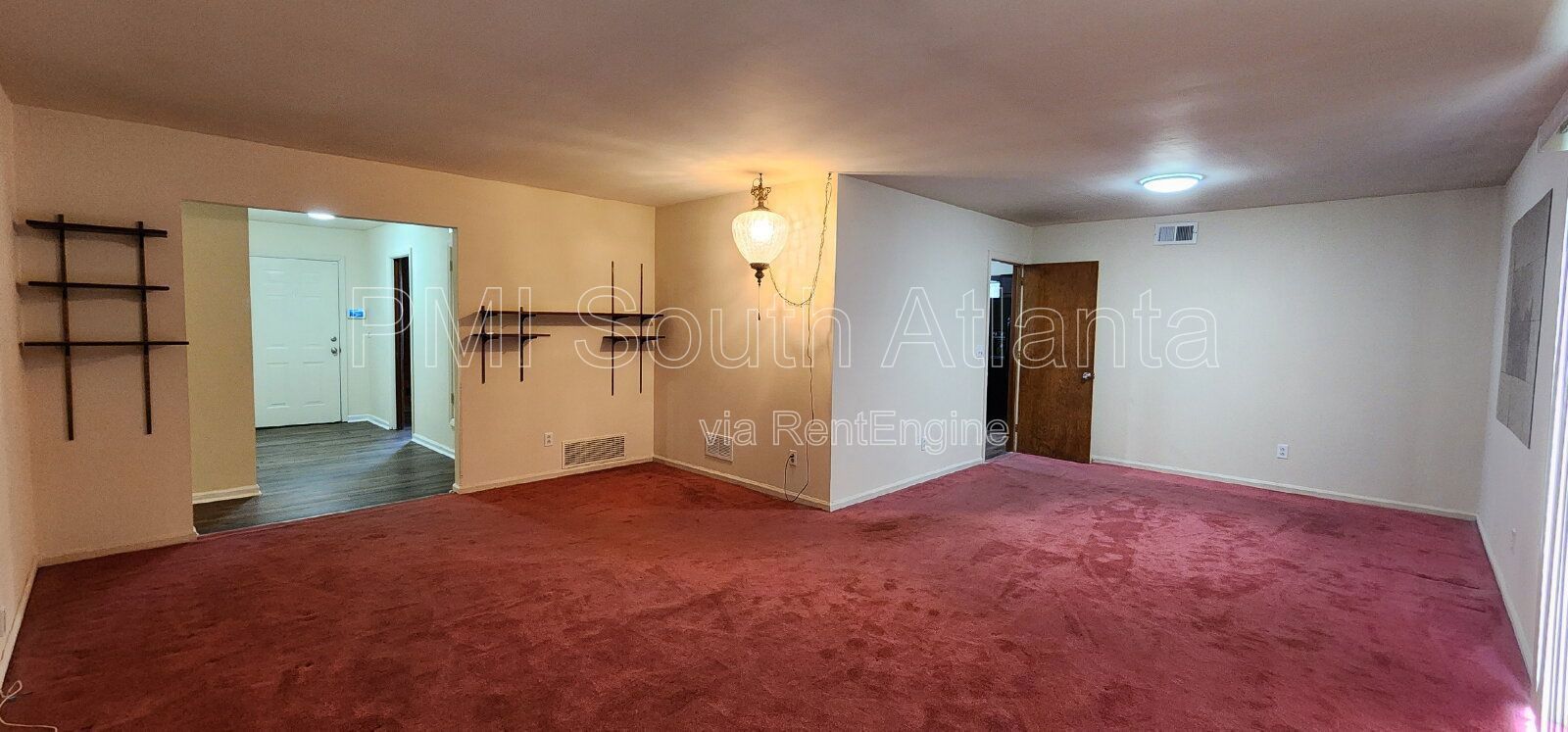 4 Bedrooms | 2 Bathrooms | 2,041 Sq Ft | Pet Friendly property image