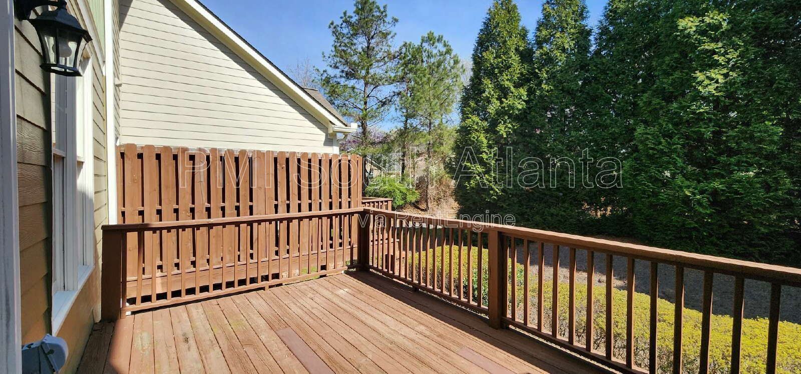 Executive Townhome for Rent in Peachtree City | Walk to Shopping | 3 Bed w/ Private Baths | $2,650 property image