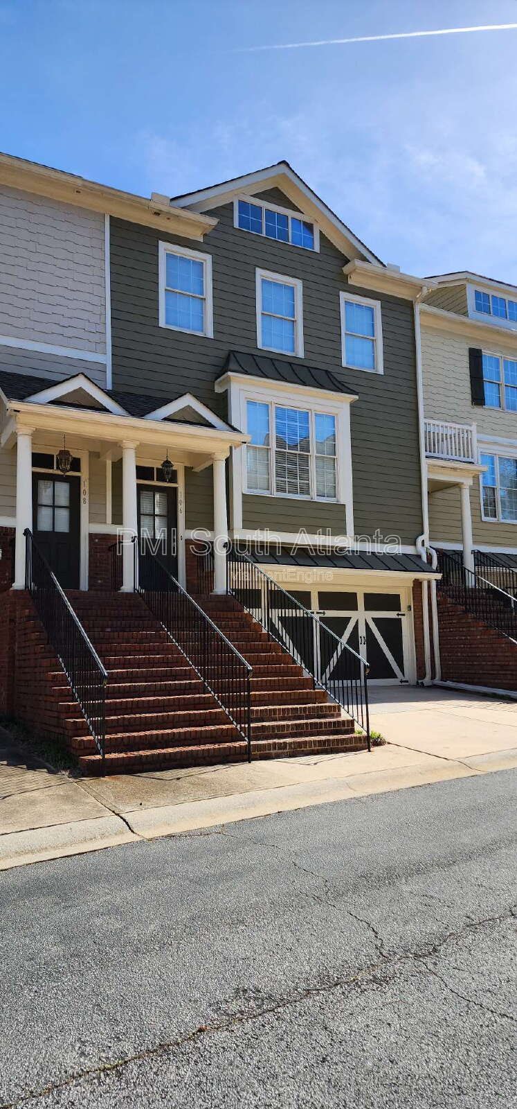 Executive Townhome for Rent in Peachtree City | Walk to Shopping | 3 Bed w/ Private Baths | $2,650 property image