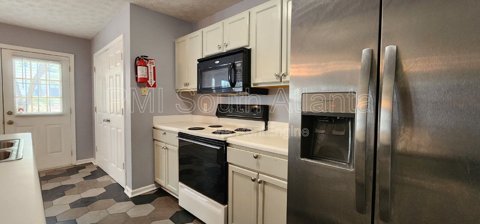3 Bed / 2.5 Bath Two Story townhouse near The Mall at Stonecrest in the City of Lithonia property image