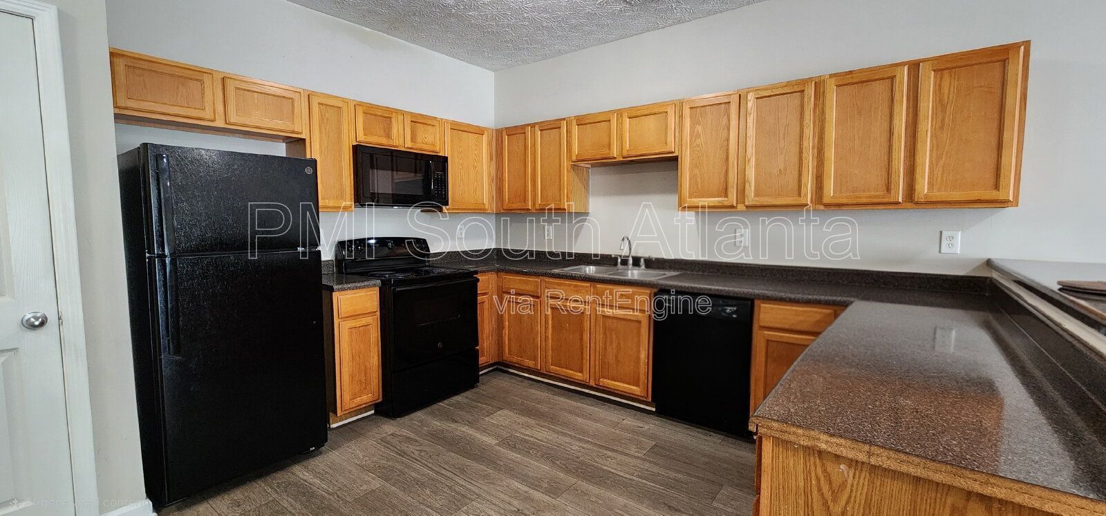 $1,370 | 3BR Townhome for Rent in Griffin | Pet Friendly | 1,500 Sq Ft | Move-In Ready property image