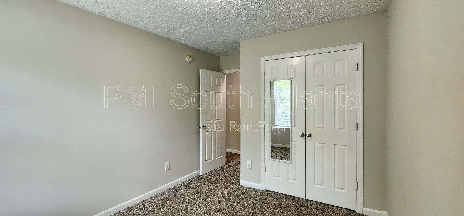 $1,370 | 3BR Townhome for Rent in Griffin | Pet Friendly | 1,500 Sq Ft | Move-In Ready property image