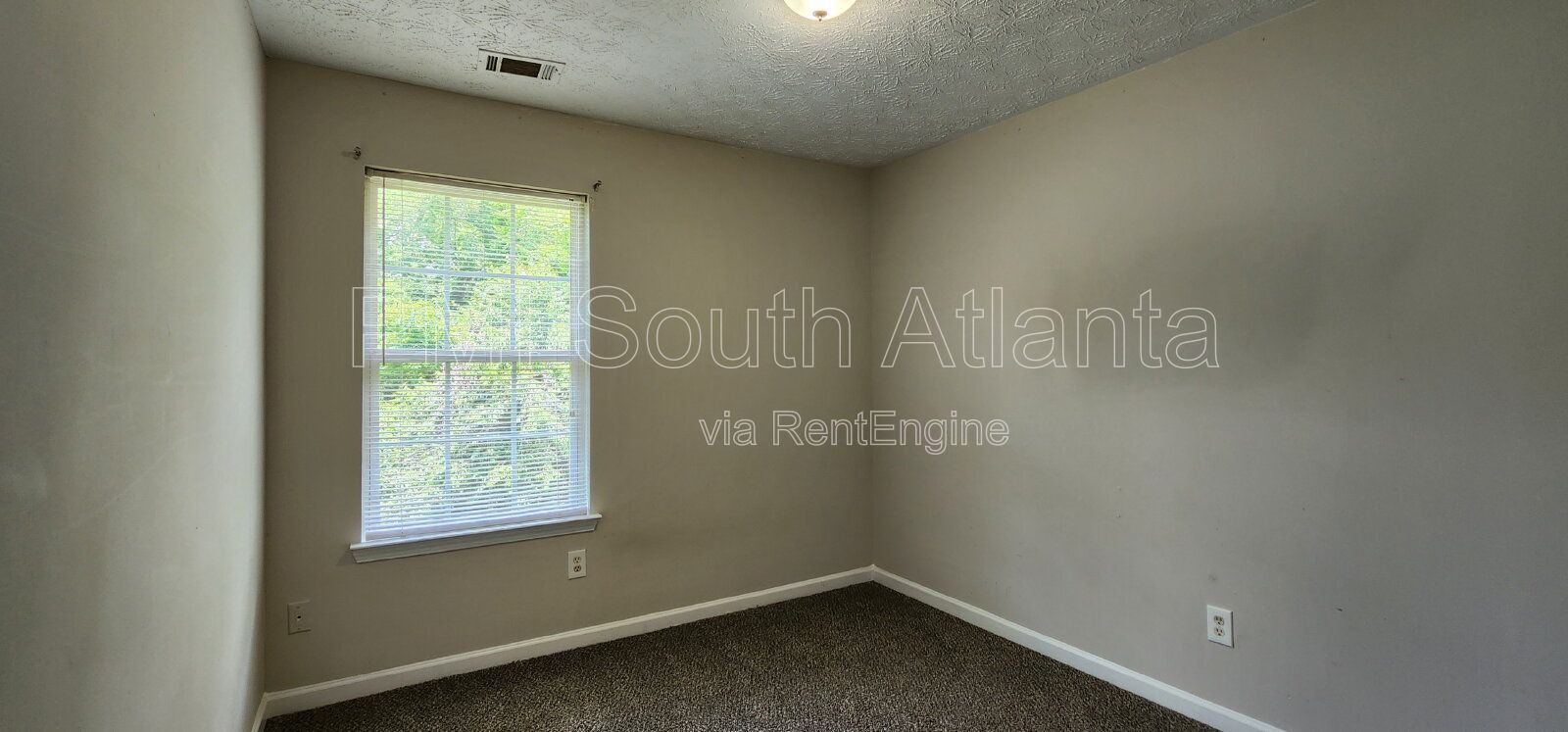 $1,370 | 3BR Townhome for Rent in Griffin | Pet Friendly | 1,500 Sq Ft | Move-In Ready property image
