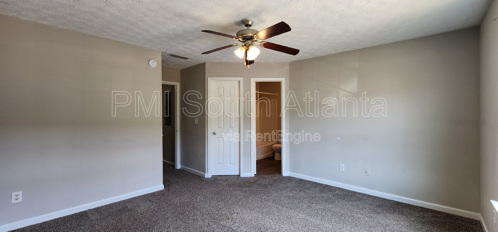 $1,370 | 3BR Townhome for Rent in Griffin | Pet Friendly | 1,500 Sq Ft | Move-In Ready property image